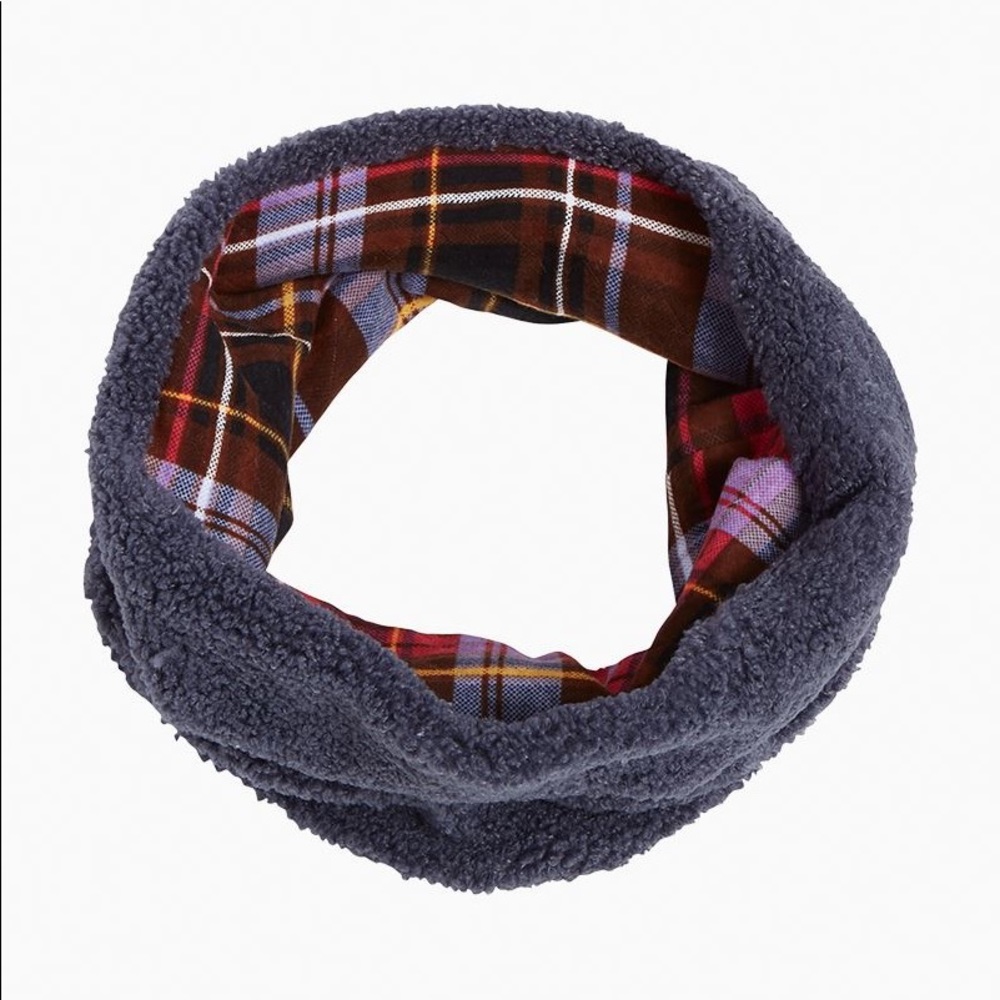 Vera Bradley Teddy Fleece Loop Scarf- Thunder Blue